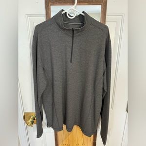 ($100 MSRP) Men’s Orvis Quarter Zip Size XL - Classic Collection - Grey
